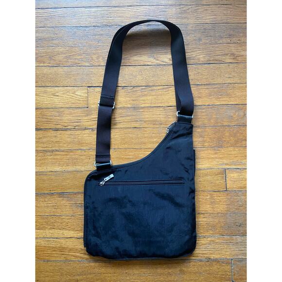 BAGGALLINI Black Slim Nylon Crossbody Bag - Picture 10 of 15